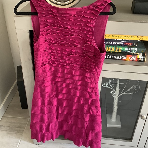 Max studio form fitting dress - Picture 3 of 3